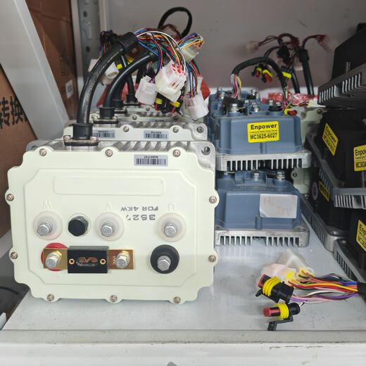 Hongri S1 / Hongri U8 / Hongri Lithium Battery / Dia 1D Contrôleur / MC3527-7227 / Hongrui Contrôleur Hongdou Lead-acid-60V-3KW-64 dents