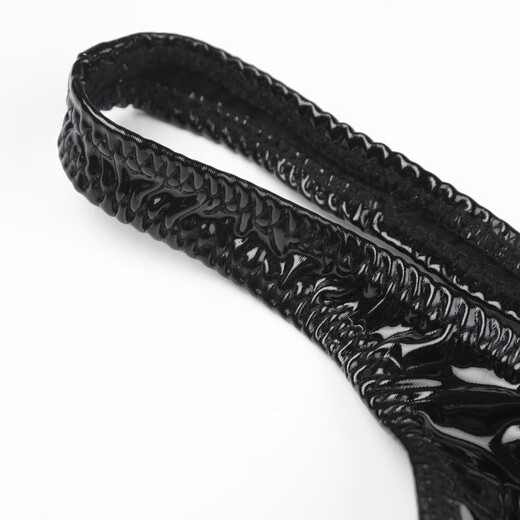 
Sexy gay low waist T-pants tempting and revealing hips light and elastic sexy men's thong bright leather U convex bag single tits black sub-size M