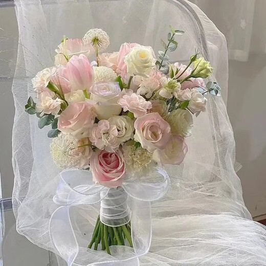 Vinoya Hochzeitsblumen Halten Braut Halten Hochzeit lassen eine Tablette Tulpen erhalten eine Zertifikatsimulation Blumenfotografie Requisiten Koreanischer Stil Halten Blumen Holding Style Vierzehn