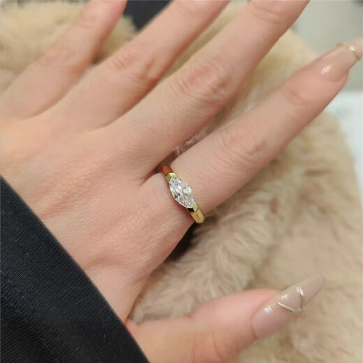 Yuansi 18K gold artificially cultivated diamond marquise diamond ring, simple, exquisite, versatile and personalized for commuting VVS/very slight flaws NGIC certificate with support (please leave a message for the ring number)