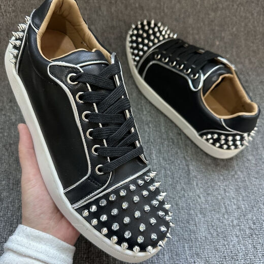 Coole Qihao Europäische Brettschuhe Casual Schnürfeste Nieten