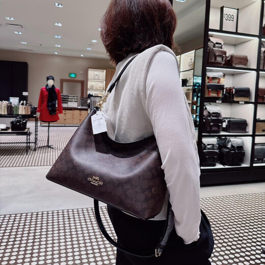 Coach (Coach) New Laurel Streat Bag Classic Presbyopia Unterwäsche Tasche Ein Schulter -Crossbody -Pendeltasche offizielle Flagge 23. kleine Milchkamellien