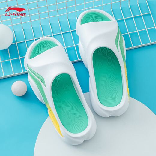 Li Ning Sports Slippers Automne 2025 Nouveau basket-ball hors terrain Place extérieure extérieure Sandales décontractées à semelles épaisses, Green émeraude fluorescent standard 43,5 (adapté à 43-43,5)