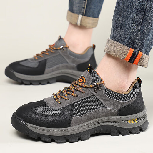 Chaussures pour hommes en cuir authentique Spring Nouvelle randonnée extérieure Chaussures de randonnée respirante Chaussures de papa décontractées pour hommes confortables Chaussures de sport B9880 Brown foncé 42