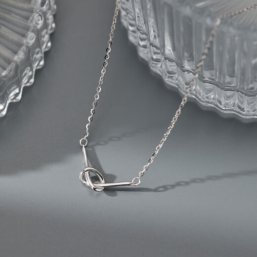 Laomiao 925 Collar anudado de plata esterlina para mujeres con diseño de nicho 2025 Collar de lujo de cadena de clavícula NUEVA COLLA DE LUXURY 925