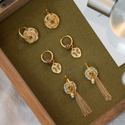 Niche painted enamel flower earrings, ear studs, 18K gold plated earrings gifts, painted butterfly earrings