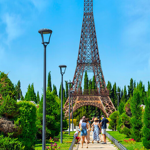 Air tickets included European travel Germany France Italy Switzerland 10-13 days group tour Paris Venice Rome