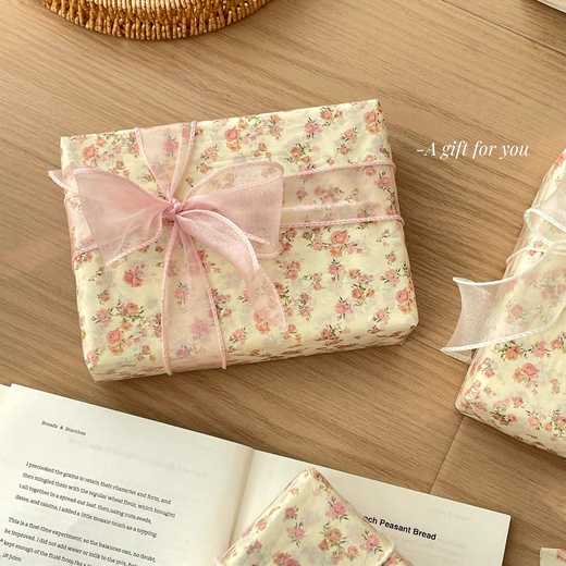 Romantic pink small floral snow pear paper flowers, floral art, high-looking gift wrapping paper, holiday surprise for girlfriend, 10 pieces of floral snow pear paper + one roll of cream fishtail yarn