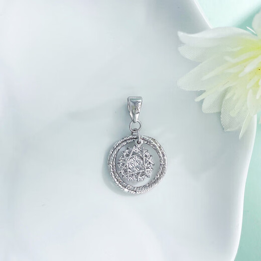 CHINA GOLD platinum pendant pt950 winding Möbius ring platinum necklace girl birthday gift for girlfriend and wife about 2.05g