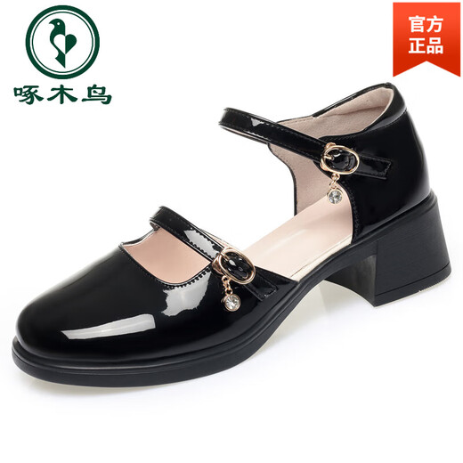 啄木鸟凉鞋女中跟2025新款真皮妈妈鞋夏季单鞋中空包头漆皮女鞋大码皮鞋 S1098黑色亮 中跟，软底 35
