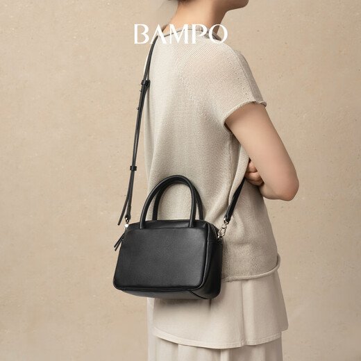 Украшение Banpo (Bampo) Первый слой Cowhide Small Boston Bag Counter Новая подлинная кожаная легкая роскошная рукавая ручная ручная сумка для ручной работы с однорубежной сумкой для женщин 520 Подарки Poria White 112