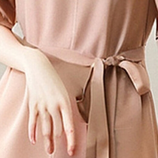 Olj Light Luxury Brand Seidenkleid für Frauen 2025 Sommer neuer kurzärmelige modische sanfte Temperament Mulberry Seidenrock Garnelpulver M Empfohlenes Gewicht 90-110jin [Jin gleich 0,5 kg] Kartencode zum großen Schießen groß