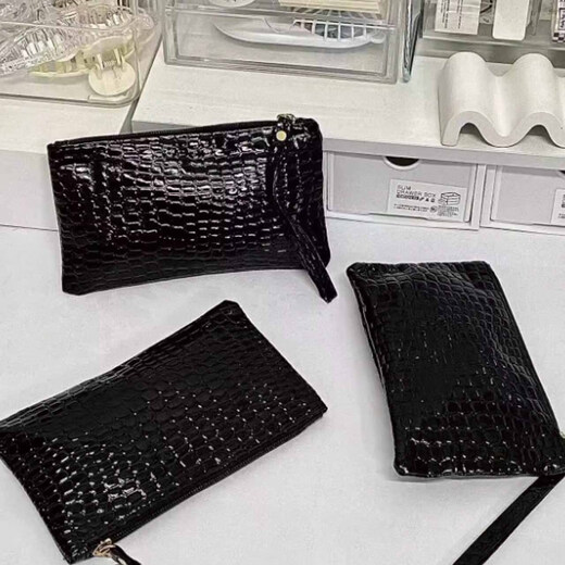 Niche design multifunctional women's clutch ultra-thin solid color new high-end card holder fashionable women's coin purse handbag activity four