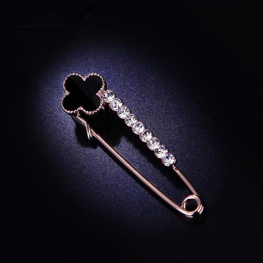 QUAMER Old Phoenix Gold Store Four-leaf Crocodile Pin Cardigan Sweater Coat Pin Button Women's Brooch Brooch Exquisite Accessories Four-leaf Crocodile Pin About 5.5cm