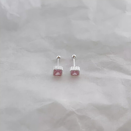 Xinshe s999 sterling silver pink small square diamond earrings for women, simple, compact, easy-to-take-off earrings for sleeping, pure silver, sweet and exquisite earrings, a pair of pink small square diamond earrings