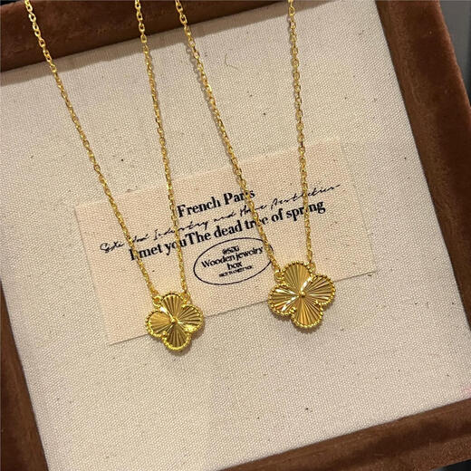 Lao Phoenix 999 Vietnamese sand gold lucky four-leaf clover necklace simulated gold laser clavicle chain light luxury four-leaf clover necklace about 40cm 5cm extension cord