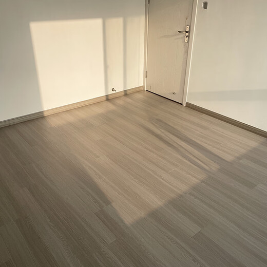 温以嘉12MM强化复合木地板家用环保耐磨办公室工装灰色原木色服装店 6629 1㎡