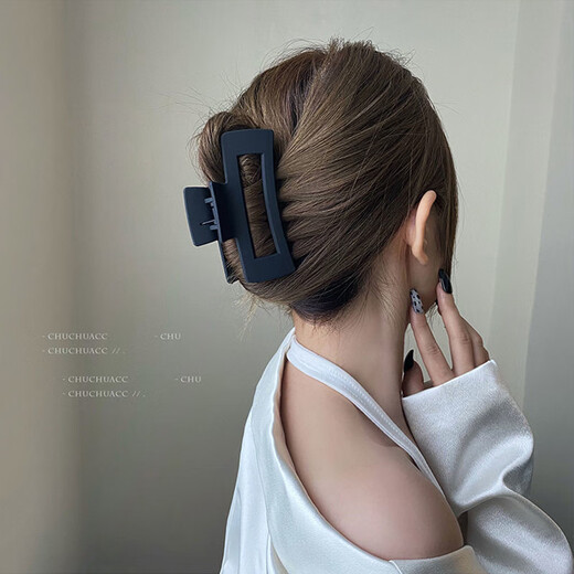 Barberry summer new matte matte square simple hair clip for the back of the head bangs hairpin shark clip 2025 new square gripper black 1 piece