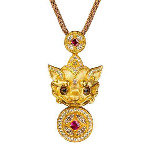 Qian Sheng Yuan Lao Phoenix 999 gilt New Year blinking ancient method light luxury Wei Xue Pixiu diamond copper coin Xiangyun pendant necklace large blinking Pixiu necklace hangs the quality of Lao Fengxiang