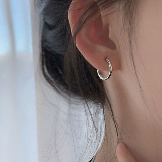 Nilan Fat Dong Lai's same style pt950 platinum earrings for women PT950 plain circle niche design platinum earrings ear buckles to support ears rhombus