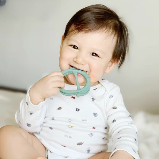 LNGA LANDGRE baby three-dimensional teether baby anti-eating hand bite bite music silicone teething stick creative food grade elephant three-dimensional model green