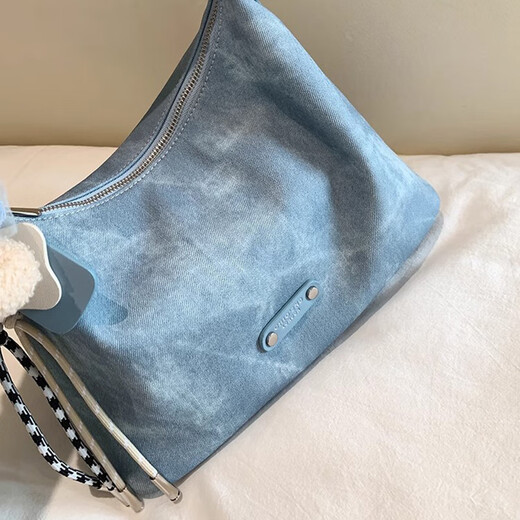 Nanfeng Chio2nd cream puppy tote bag women's bag portable ladies one-shoulder underarm bag commuting big bag crossbody bag denim color [send puppy pendant]