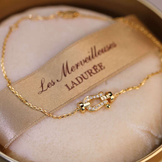 Chili 18K gold horseshoe buckle inlaid real stone bracelet AU750 color gold simple versatile fashion niche bracelet 18k gold color