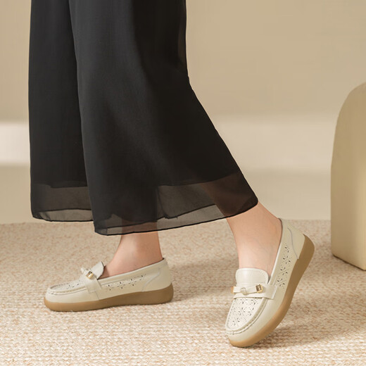 Red Dragonfly Leap Moon Soft Sole Singles Shoples 25 Zapatos para mujeres de primavera y verano Pies Huecos de mediana edad y ancianos WTB25049 Beige 38