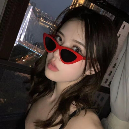 2684 欧美复古三角猫眼墨镜女韩版潮ins蹦迪辣妹太阳眼镜网红街拍 红色