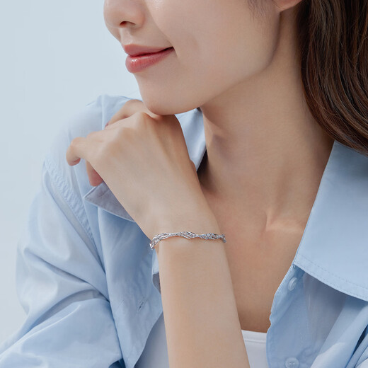 Lukfook Jewelry platinum 950 water ripple platinum bracelet, price L04TBPB0023 5.20 grams (including labor cost 530 yuan)