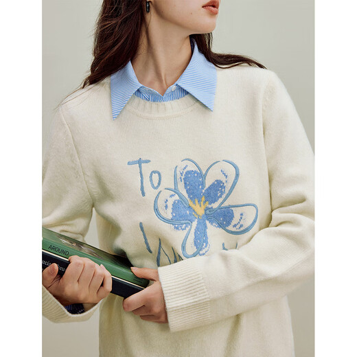 Inman 2025 autumn and winter women's new retro three-dimensional flower embroidered white sweater long-sleeved pullover top white S