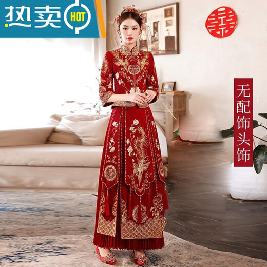 Robe de mariée du village de Shantoulin Phoenix Couronne et poitrine rouge 2025 Petit enfant Xiuhe Vêtements Chinerie de robe de mariée Robe mariée Dragon et Phoenix Gown printemps and d'été Style de châle de châle Fenglaiyi donne une coiffure exquise S