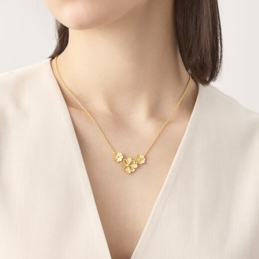 Chow Sang Sang Gold Necklace Huayun Gesanghua Pure Gold Necklace Pendant 88235N Priced 45cm 10.05g