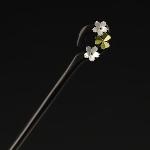 New antique style Hanfu with tassels and ebony hairpins, retro temperament, handmade palace style, suitable for Valentine’s Day Qingyun