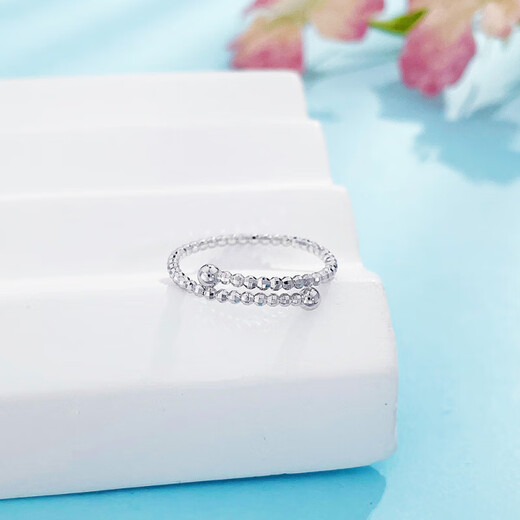 Beijing Gold Trading Center Co., Ltd. Platinum Solid Solid Mouth Flashing Laser Beads and Disco Beads Ring (Inside Mother and Lover’s Birthday Mid-Autumn Festival Gift Flashing Laser Beads Ring (approximately 1.42g)