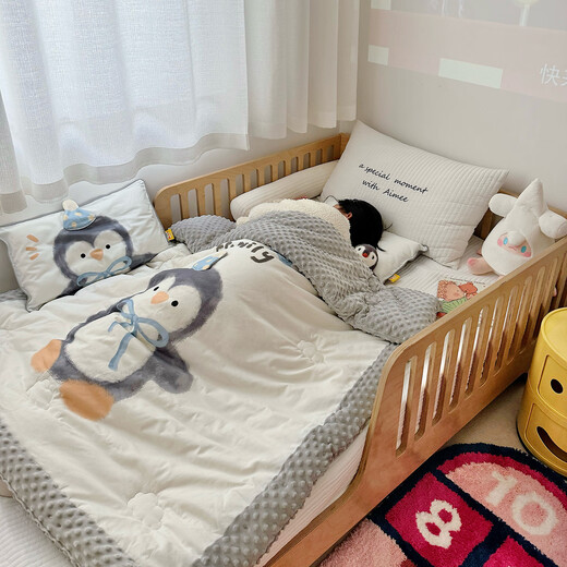 MOEDOOBIE Baby Cartoon Beanie Quilt Class A Beanie Velvet One-piece Quilt Children's Blanket Quilt Winter Quilt Soy Bean Quilt Thickened to Keep Warmth Large Version - Strawberry Rabbit Winter Quilt 120*150cm One-piece Quilt