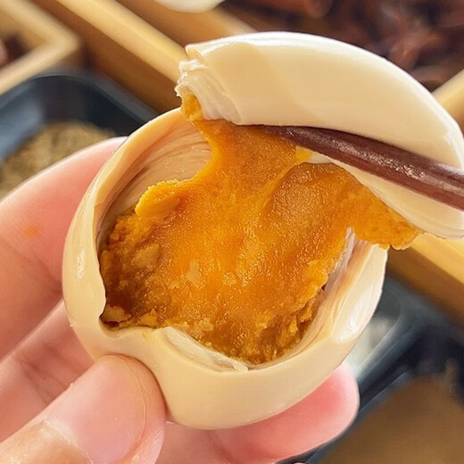 Vacuum-packed sesame sauce eggs, pickled in traditional ways, moderately salty, 6 sesame sauce eggs Vacuum-packed sesame sauce eggs, pickled in traditional ways, moderately salty, 6 sesame sauce eggs