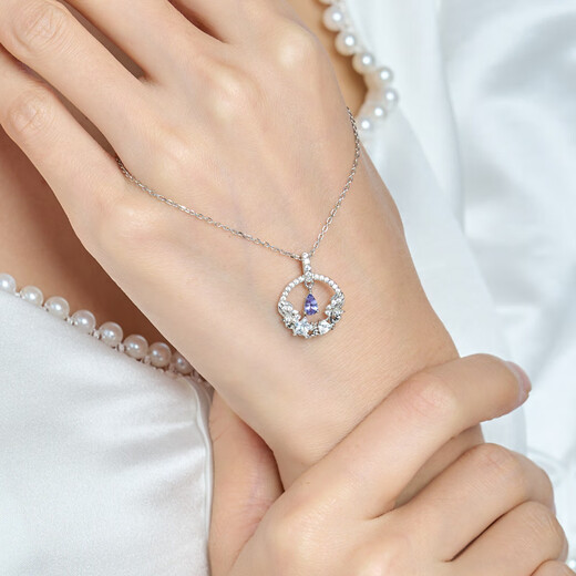 DL 1998 Fat Donglai quality tanzanite necklace <Wangshu> original design moon silver gentle star exquisite niche lock chain length about 40 4 4cm three sections adjustable