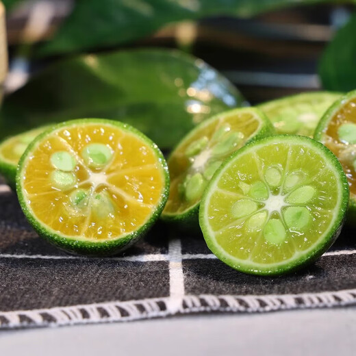 Fresh Hainan kumquats, small green tangerines, green tangerines with thin skin, seasonal fresh fruits, milk tea shops, lemon origin, straight hair S, with box 2 Jin Jin is equal to 0.5 kg Hainan small kumquats