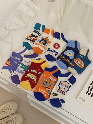 Jingxin wählt modische Sommer-Frauensocken dünne japanische Student mit niedrigem koreanischem flachen Mundboot-Boat-Socken Cartoon Animation leicht zu passen koreanische Version 13794 Paare, gleich groß