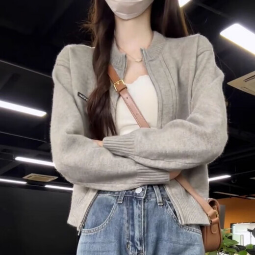 Semir Semir Korean style gray long-sleeved sweater sweater women's autumn and winter versatile short zipper cardigan top jacket gray one size 2047 80-125Jin Jin equals 0.5 kg