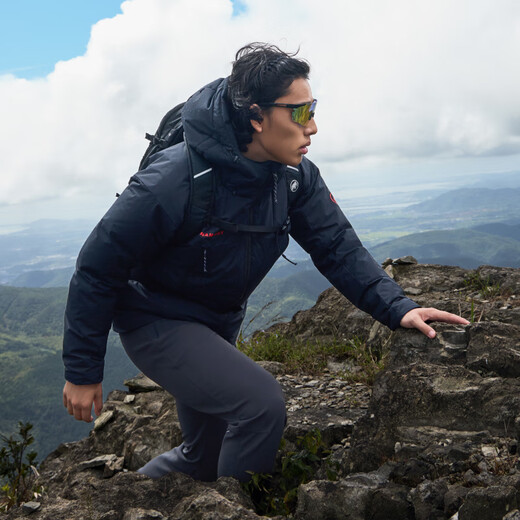 Mammoth Clion Men's and Women's Sports Outdoor Windproof, Water-Repellent, Breathable and Warm Hooded Goose Down Jacket Black Red Label M