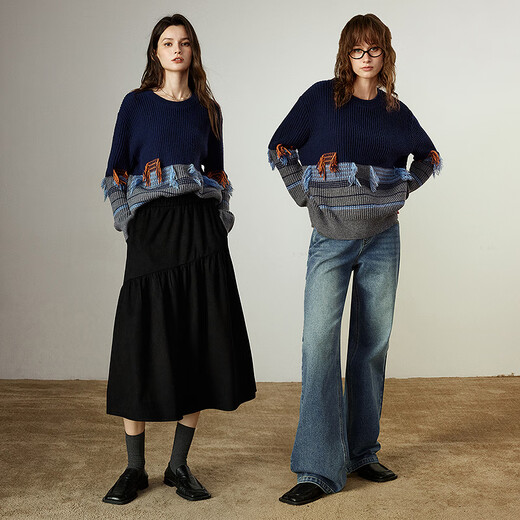 Chuyu Sweater Women's 2025 Winter New Loose Retro Nomadic Style Tassel Contrast Color High Weight Arctic Velvet Top Navy Blue L