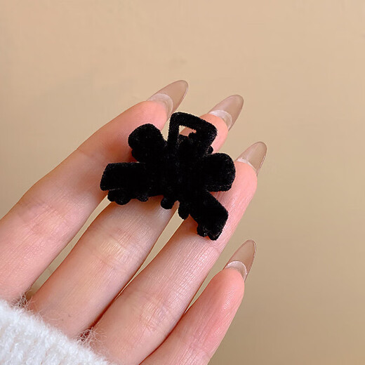 Retro flocked mini bow small clips for women winter side bangs clip princess hair shark clip hairpin flocked black small clips a pair