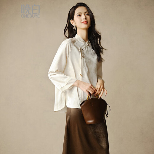 Late white off-size clearance 2025 autumn fashionable light Chinese shirt casual national style light mature jacquard shirt for women apricot L