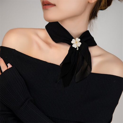 Yalundi four-leaf clover silk scarf buckle bow high-end multi-functional corner knotting 2025 new coat belt scarf buckle