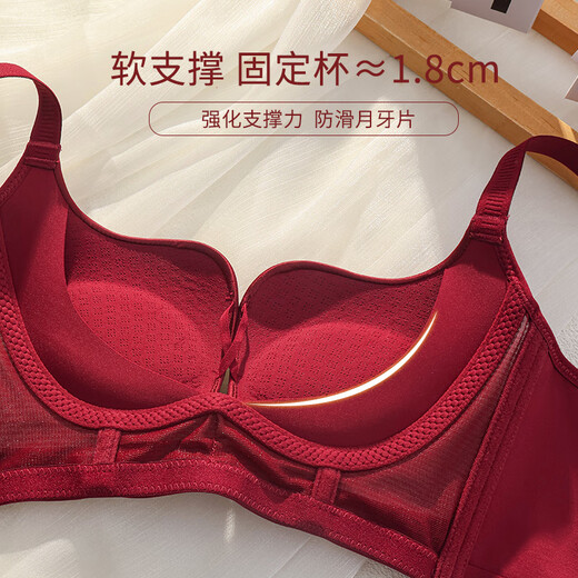 Victoria's style red underwear with a feminine feel and deep V. Small breasts are pushed together to show the size of the secondary breasts. Wedding bridal bra set Lucky Red (single piece) S (75/34AB full cup)