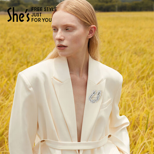 She s Qianzi's new autumn and winter product Van Gogh's wheat ear high-end women's brooch pearl corsage birthday gift for girlfriend