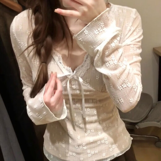 Miao Yijia white t-shirt women's long-sleeved v-neck right shoulder top for outer wear 2025 autumn new slimming bottoming shirt slim fit for inner wear Pure desire style apricot lace v-neck long-sleeved top One size fits all Recommended 115Jin Jin equals 0.5kg