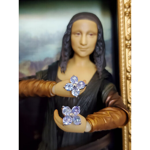 DL 1998 Fat Donglai quality tanzanite stud earrings shiny hydrangea natural cluster four-leaf clover silver screw earrings I only want one